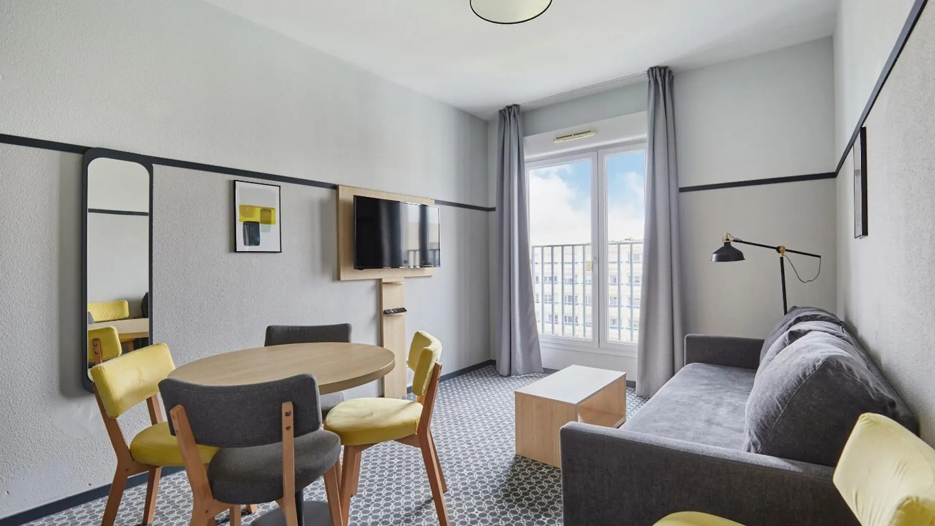 **** Aparthotel Appart'Hotel Odalys City - Bioparc Lyon Est France