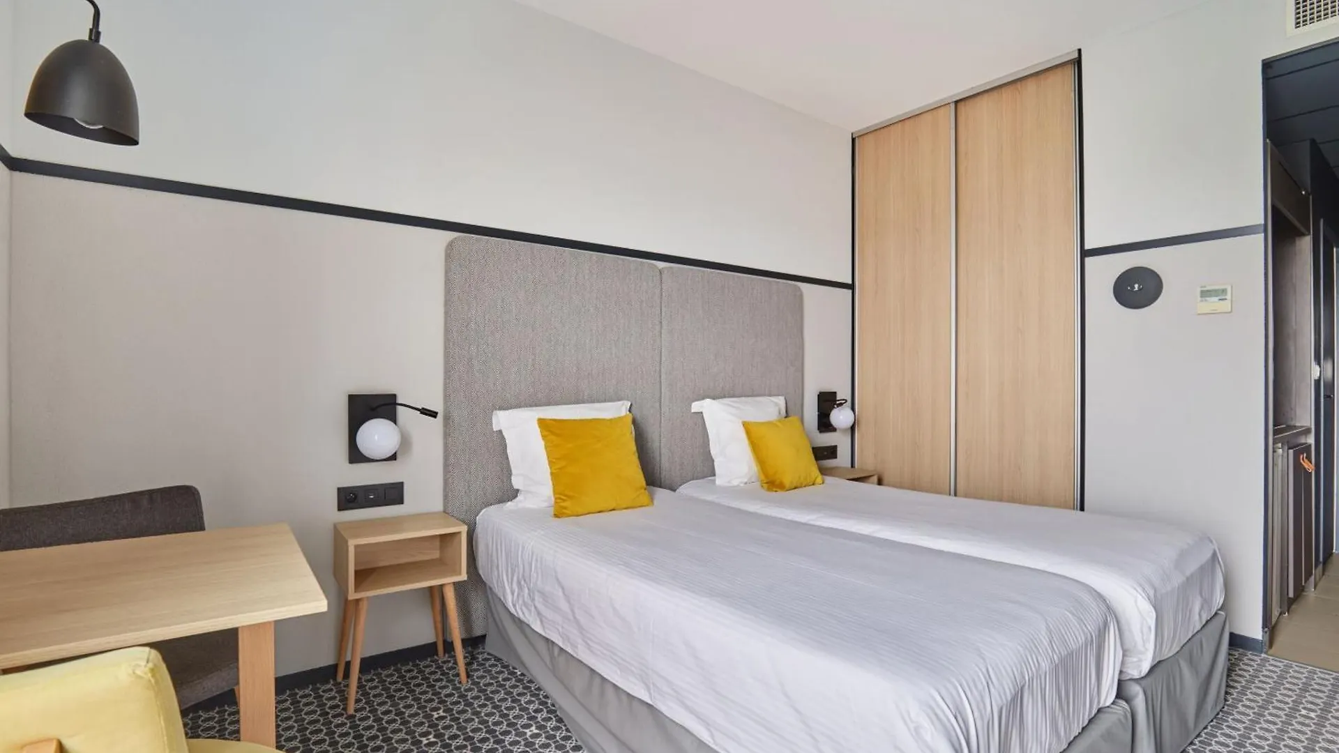 Appart'Hotel Odalys City - Bioparc Lyon Est