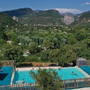 https://camping-panoramique-du-verdon.fr-provencehotel.com