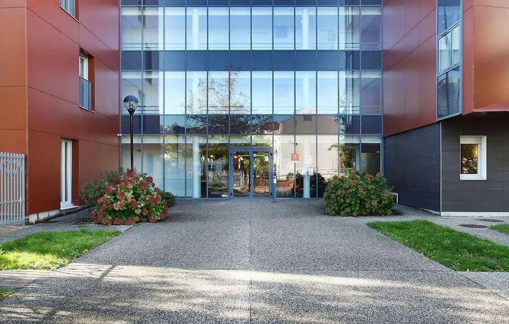 Appart Hotel Odalys City Lyon Bioparc Aparthotel