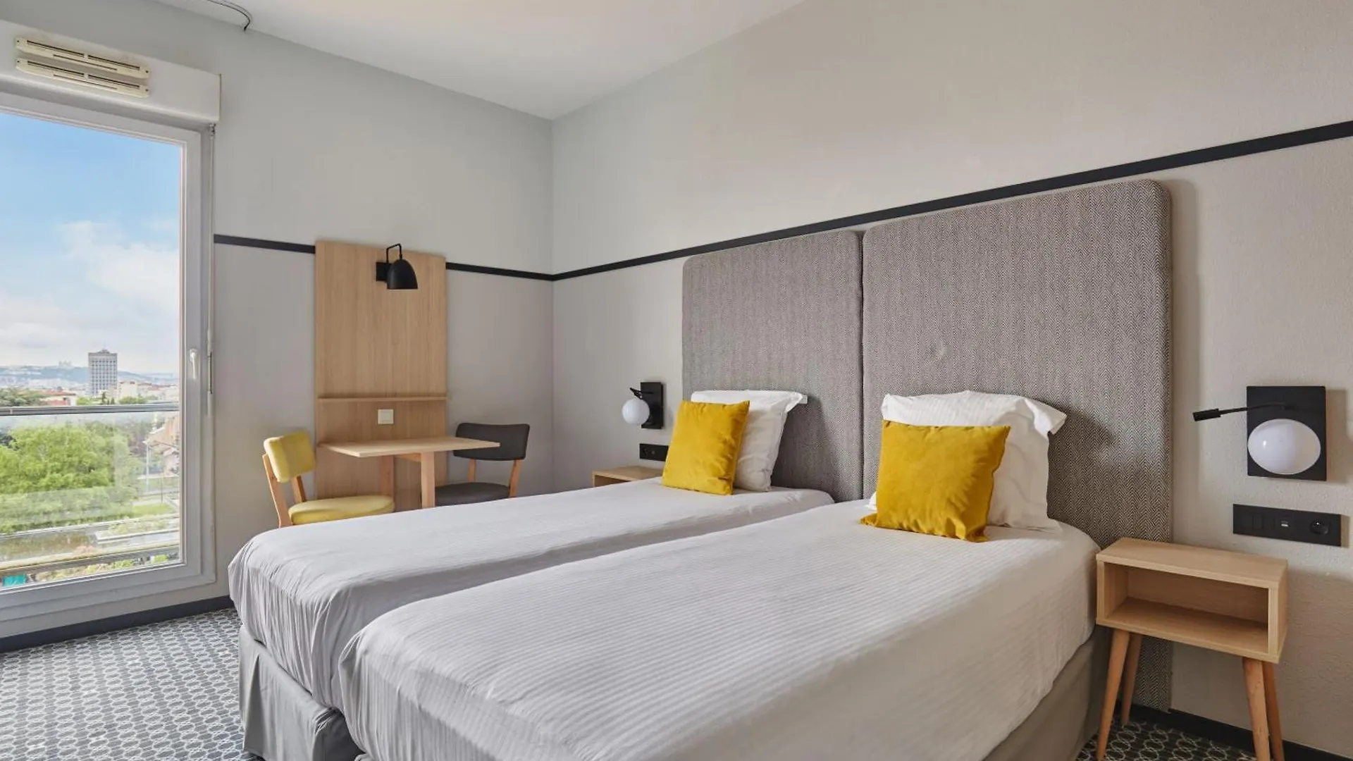 Appart'Hotel Odalys City - Bioparc Lyon Est Aparthotel