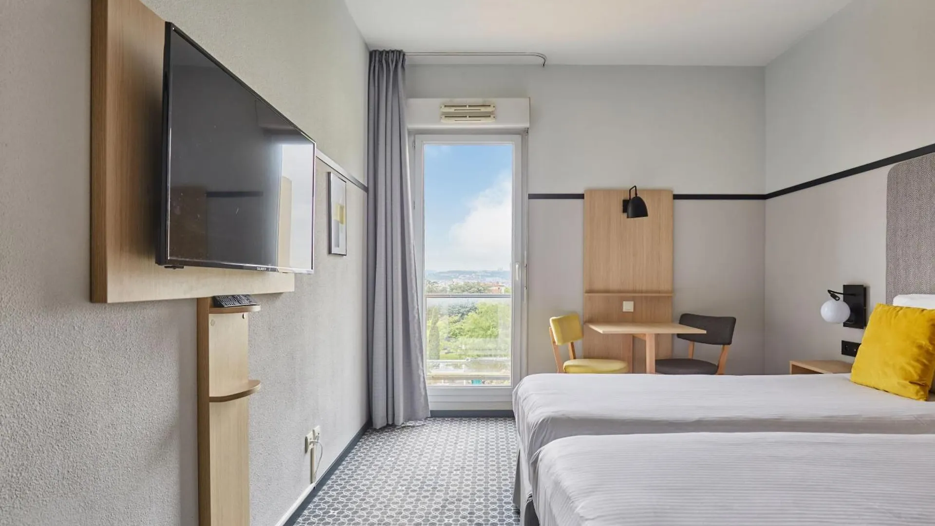 Appart'Hotel Odalys City - Bioparc Lyon Est 4*,  Frankreich