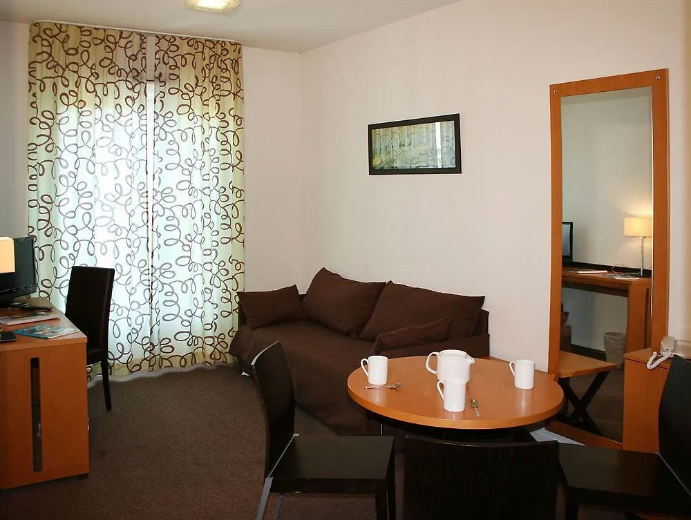 Appart'Hotel Odalys City - Bioparc Lyon Est 4*,  Frankreich