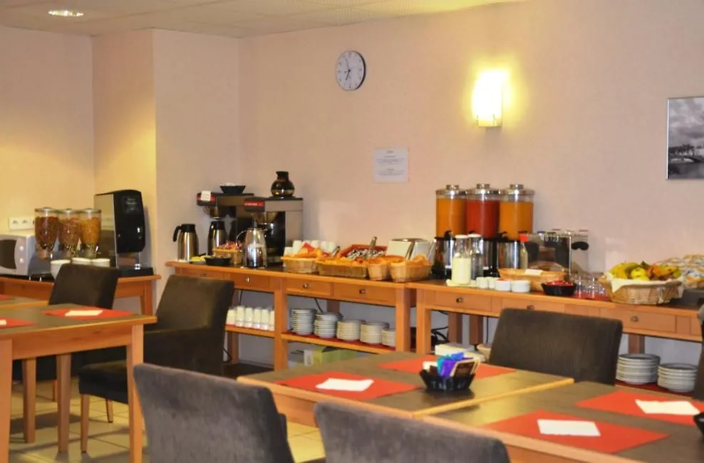 Appart'Hotel Odalys City - Bioparc Lyon Est