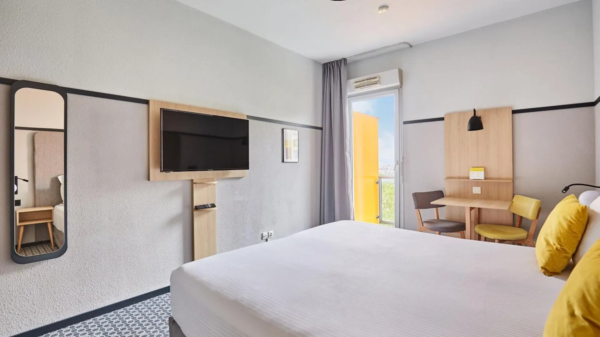 Appart'Hotel Odalys City - Bioparc Lyon Est France